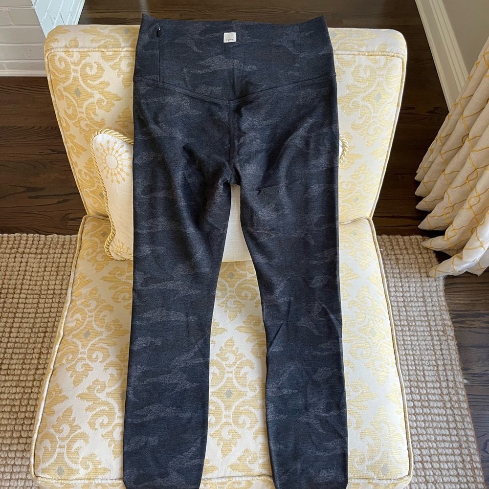 Vuori Camo Clean Elevation Legging small